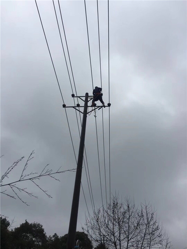 為售電用戶提供線路搶修服務